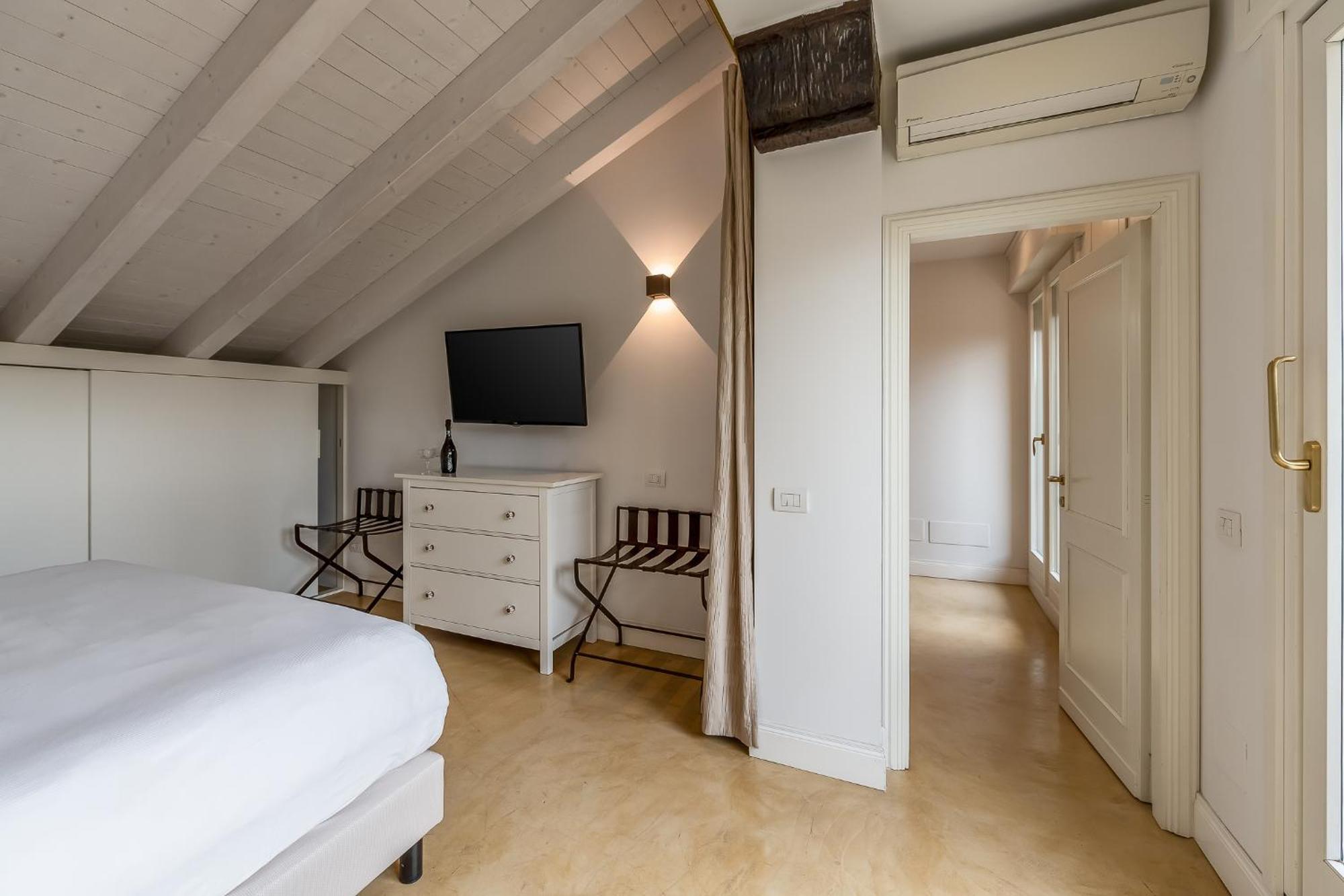 Allegroitalia Penthouse Montenapoleone Milão Exterior foto