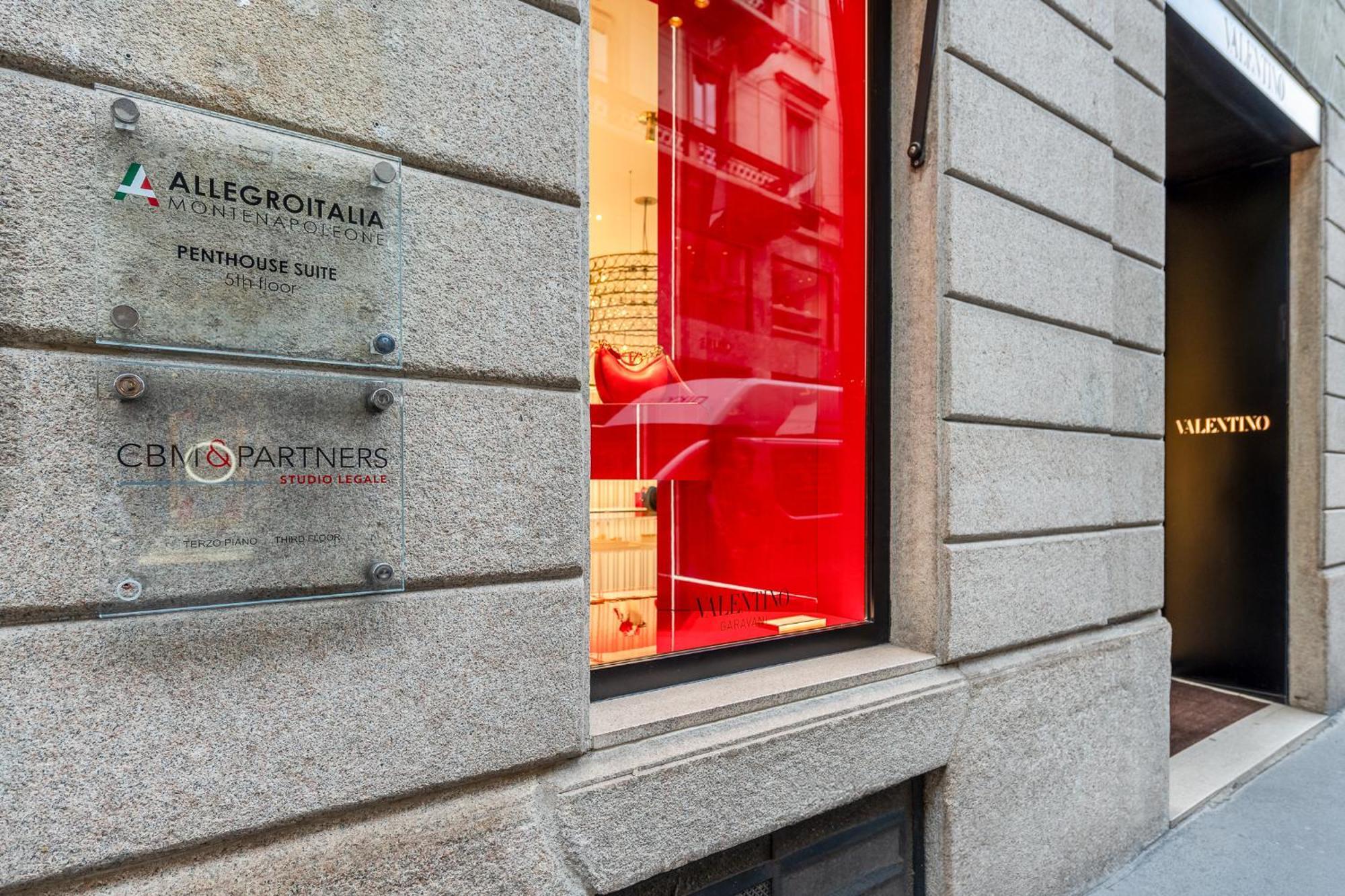 Allegroitalia Penthouse Montenapoleone Milão Exterior foto